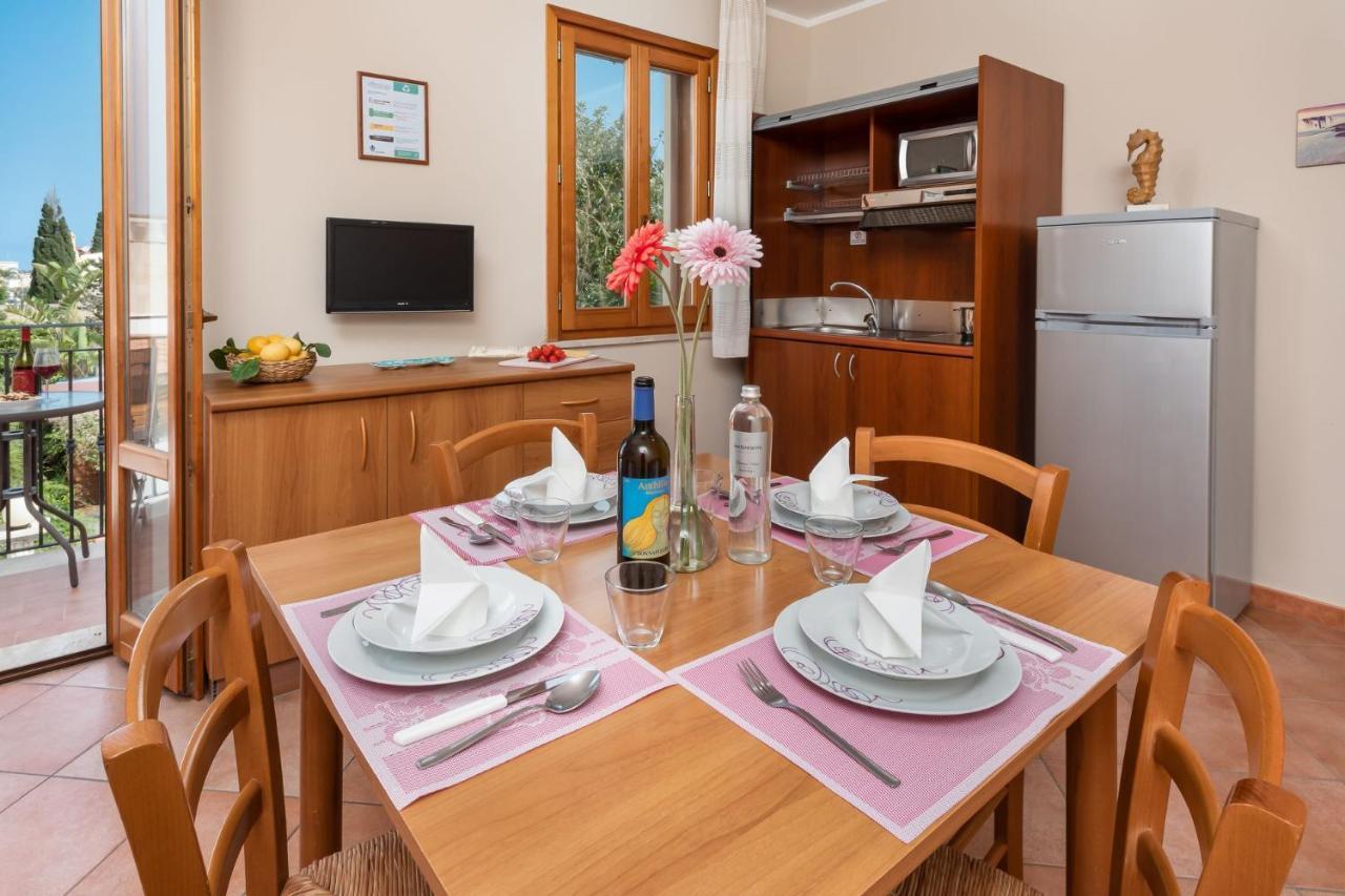Residence I Tesori Di San Vito San Vito Lo Capo Bagian luar foto